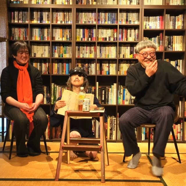 The 11th "BOOKS & BUTOH" performance at RAKURAKU MARKET in Hiroshima-city on Feb. 22nd, 2026. Aoyama-san, is an owner of "@hontojiyuu ", couldn’t stop laughing during the dance💦
Thanks to all for coming🙏
photos Masaaki Tanaka-san🙏
#楽々園 #rakurakuen #hiroshima #books #楽々市場 #rakurakumarket #本と舞踏 #books_and_butoh #butoh #hotchiku #hiroshimaart #hiroshimabutoh #ブックラウンジ #booklounge #japaneseoldhouse
#本と自由 #本好き #本好きな人